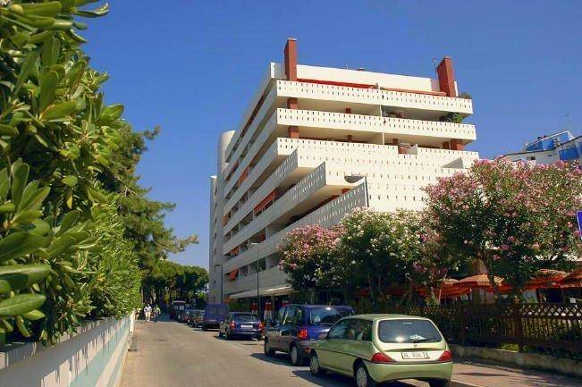 Condominio Luna 1 لينانو سابيادورو المظهر الخارجي الصورة