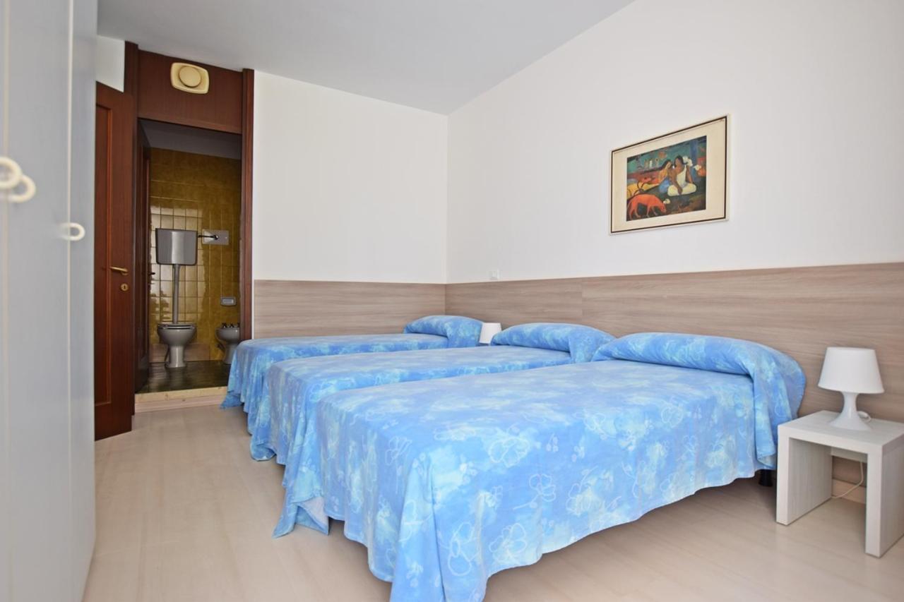 Condominio Luna 1 لينانو سابيادورو المظهر الخارجي الصورة